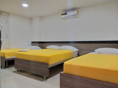 Familiar con Aire Acondicionado - Hotel Ibague Plaza - Ibague, Tolima - image - 6