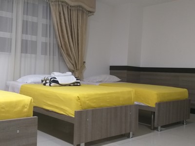 Familiar con Ventilador - Hotel Ibague Plaza - Ibague, Tolima - image - 1